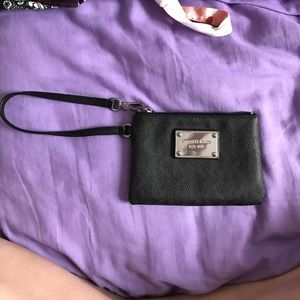 Michael kors wristlet